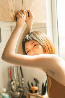 宝宝我就进去一点不会疼的